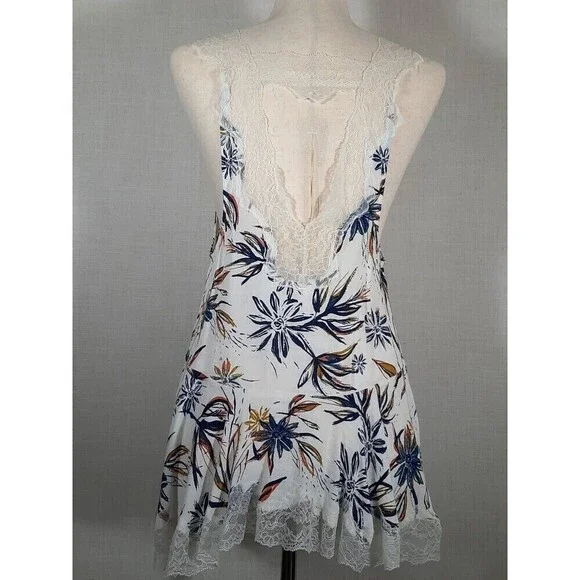 Free People Intimates Romantic Feminine Lace Trim Floral Baby Doll SZ X-Small - Picture 3 of 16